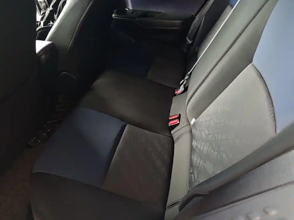 Toyota C-HR 2019 2020 Model 2.0L Leading
