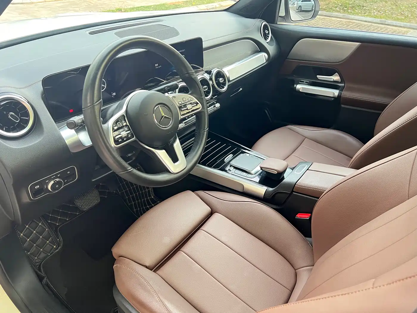 Mercedes-Benz GLB 2023 GLB 220 Dynamic фото 6