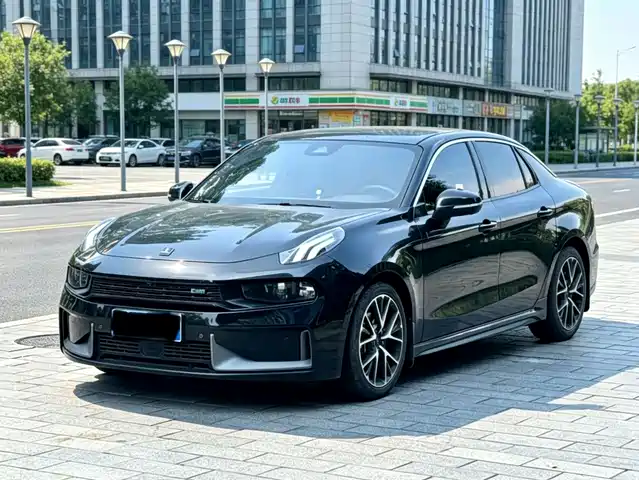 Lynk & Co 03 2019