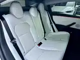 Фото 9 - Tesla Model 3