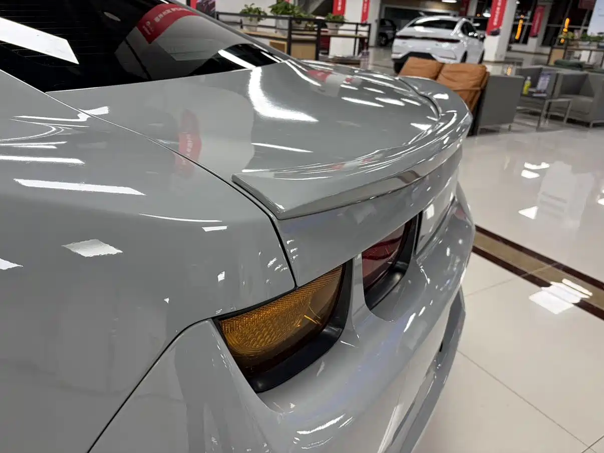 Chevrolet Camaro 2011 2011 3.6L Legend Performance Edition