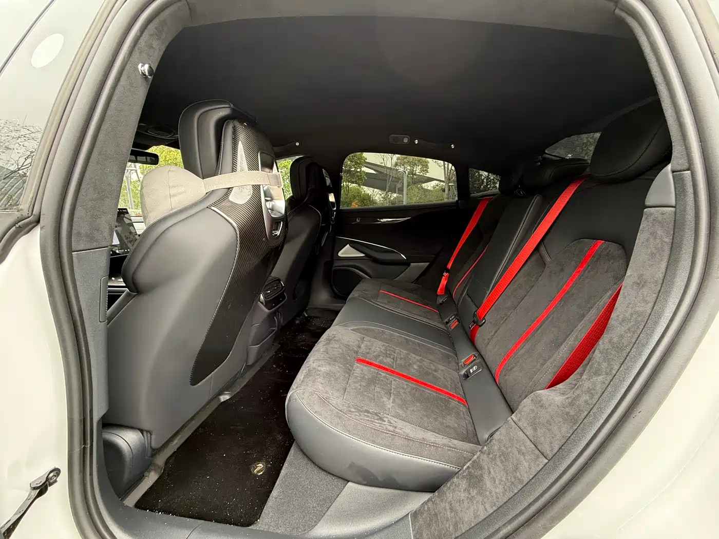 XIAOMI CAR XIAOMI SU7 ULTRA