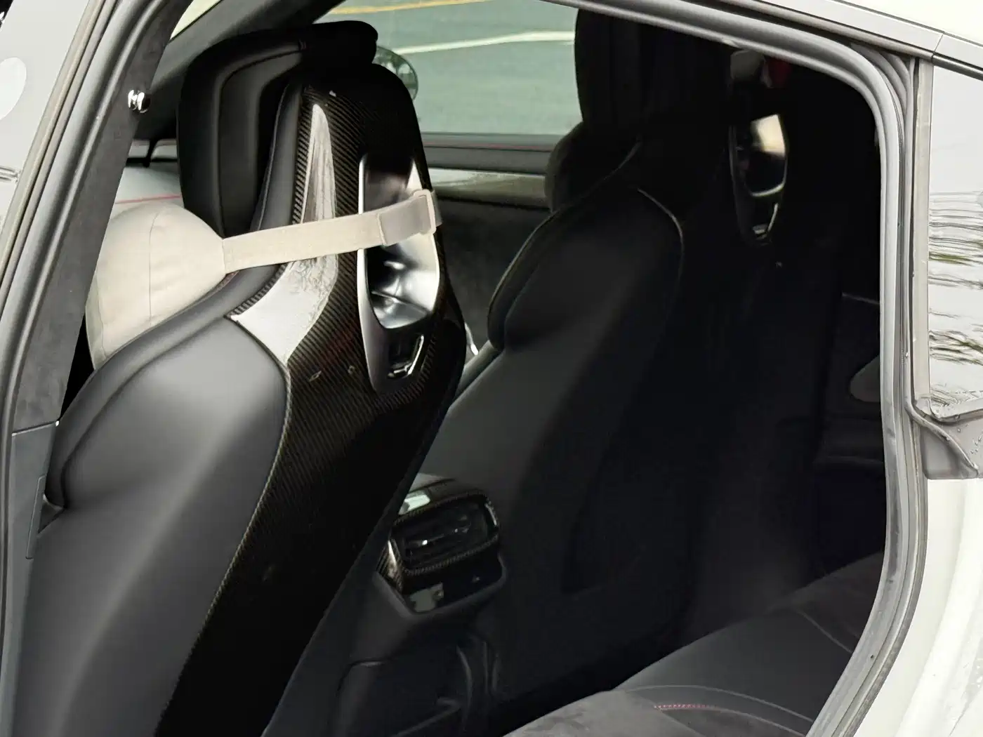 XIAOMI CAR XIAOMI SU7 ULTRA