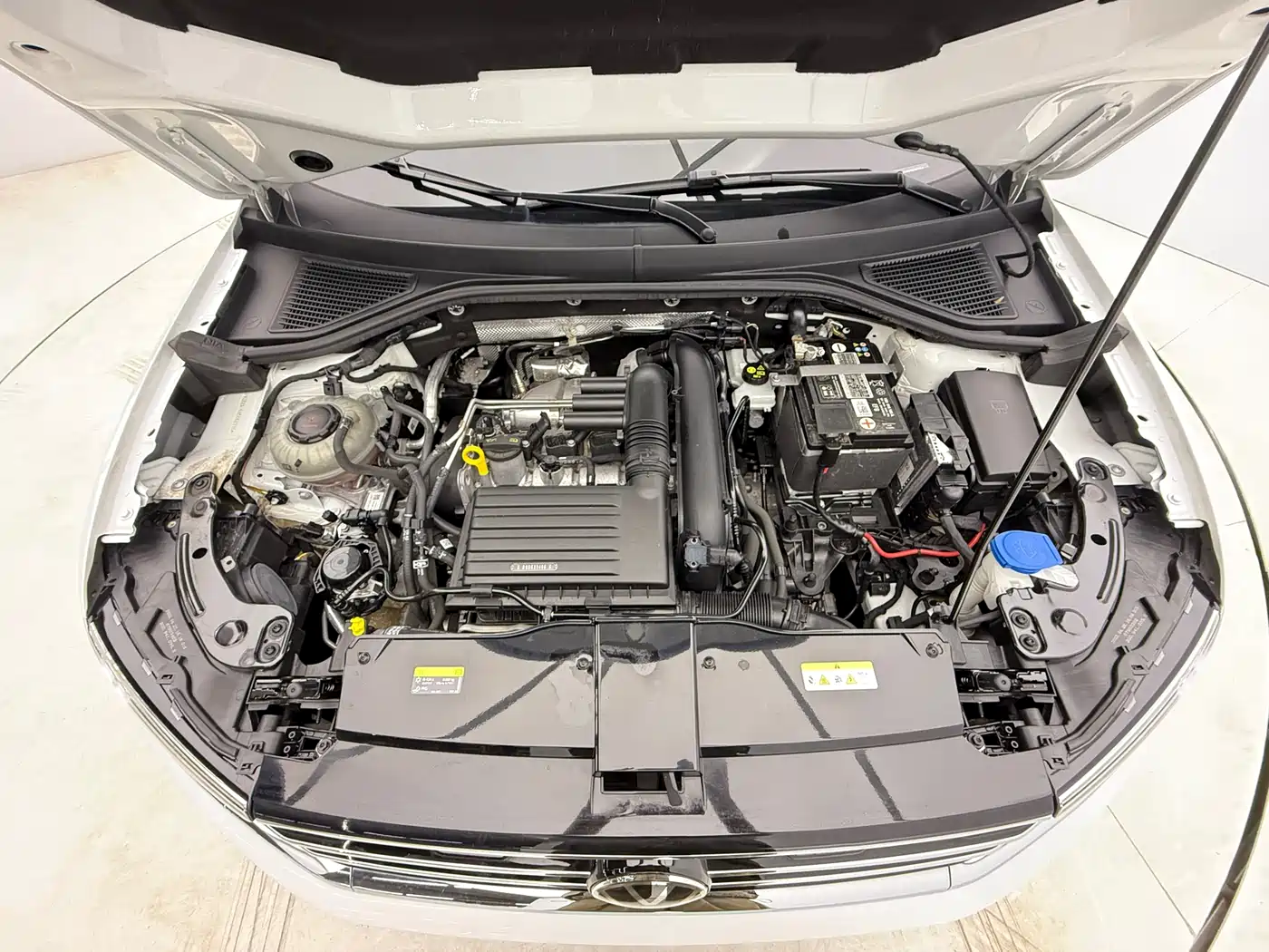 Volkswagen T-ROC 2022 280TSI DSG 2WD Comfort PLUS фото 8