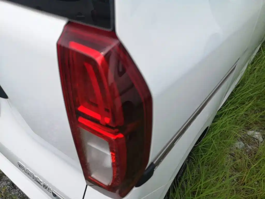 Wuling Motors Wuling Zhiguang NEV 2026 2025 Model 305km Base Version