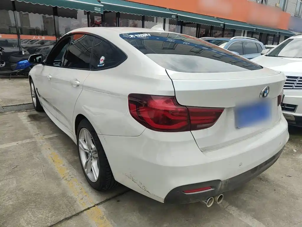 BMW 3 Series GT 2021 2020 320i M Sport Package