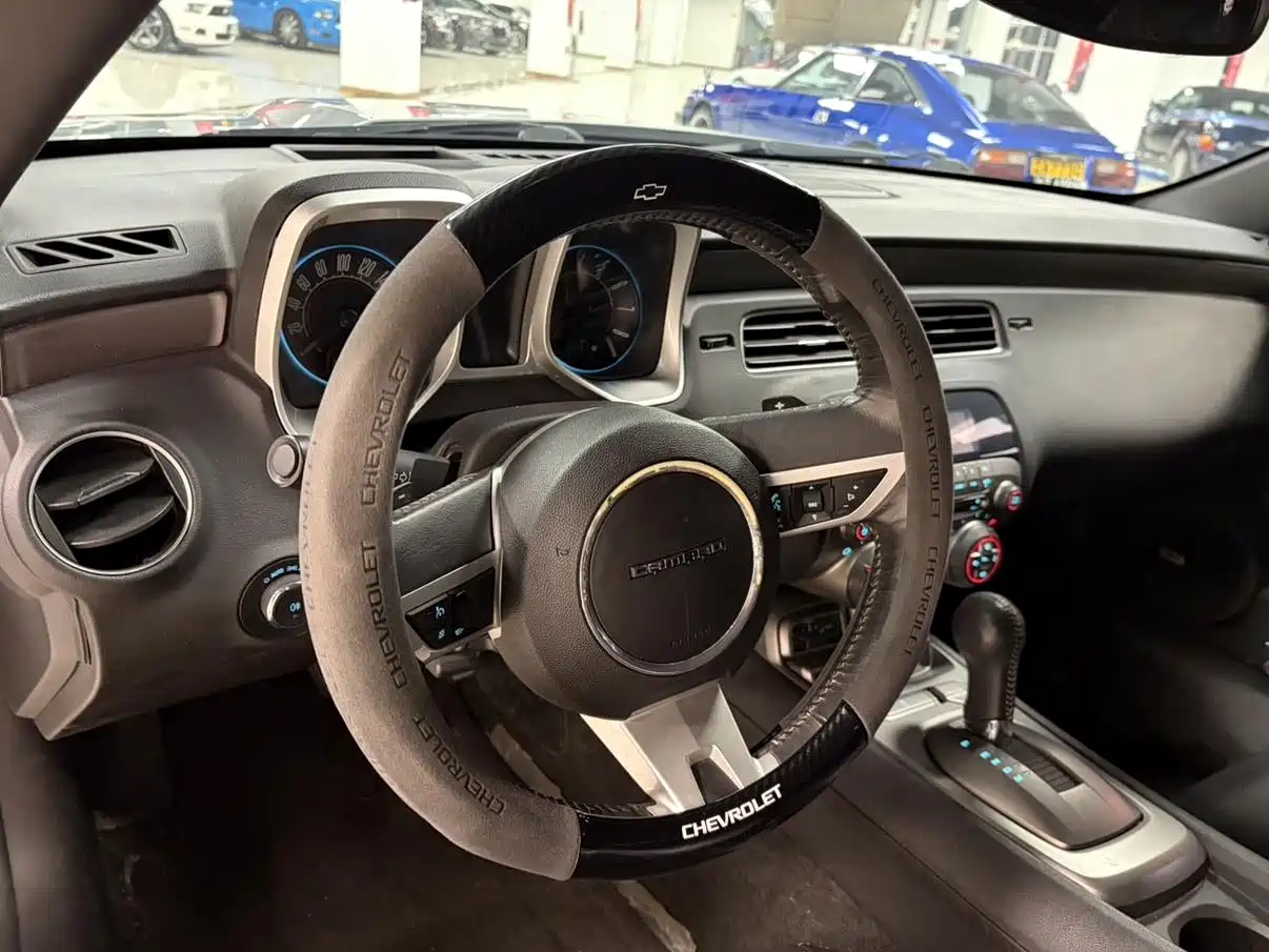 Chevrolet Camaro 2011 2011 3.6L Legend Performance Edition