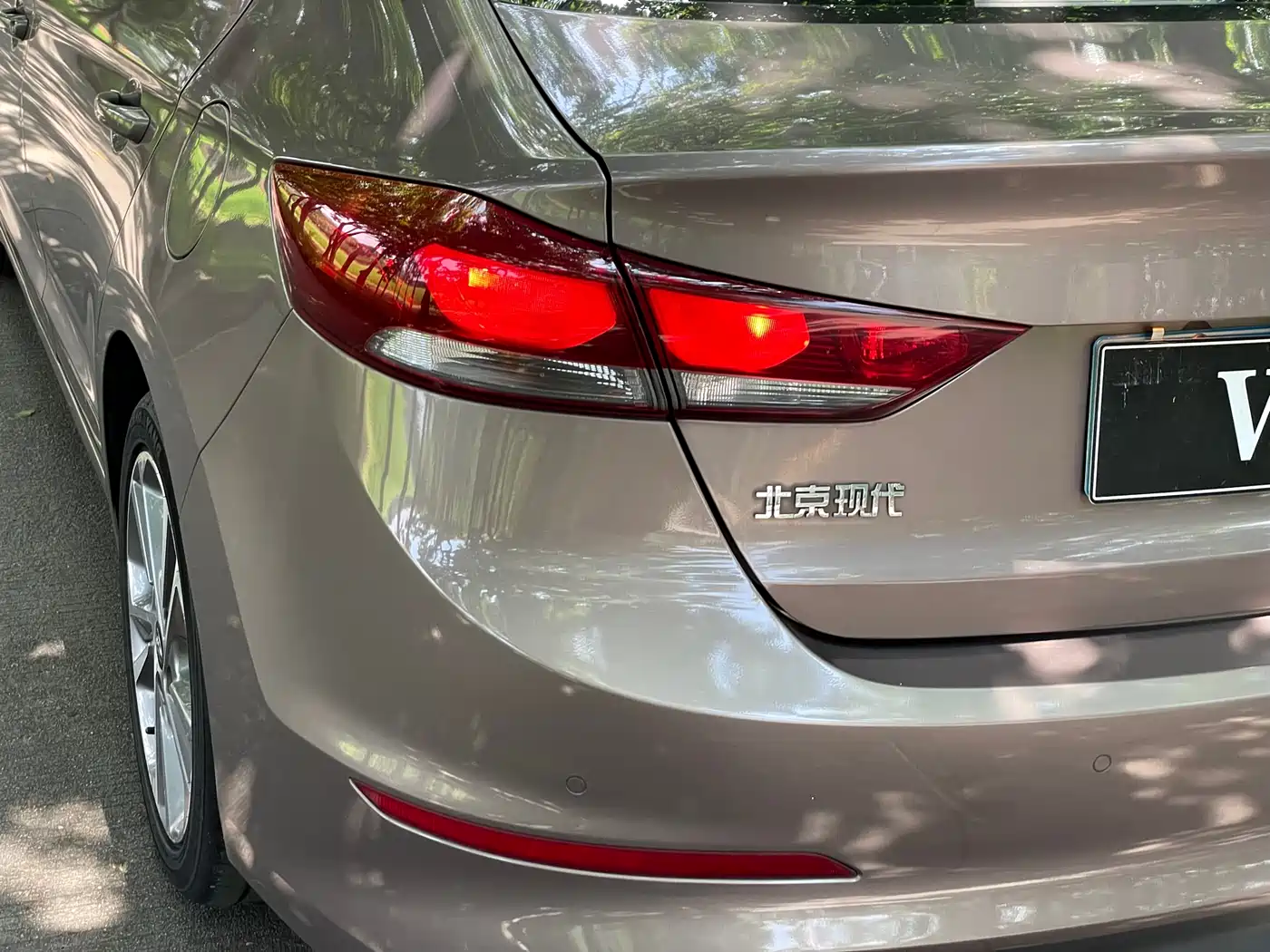 Hyundai Elantra 2016 Model 1.6L Automatic Smart Elite фото 17