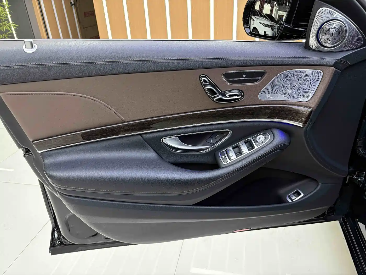 Mercedes-Benz S-Class 2018 S 320 L фото 15