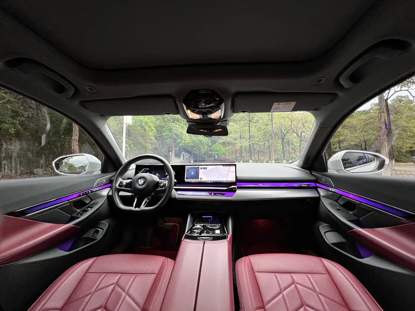 BMW 5 Series 2024 530Li Leading M Sport Package фото 5