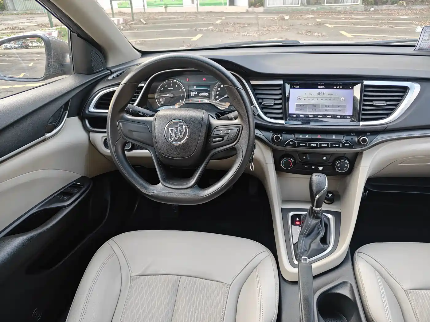 Фото 10 - Buick Excelle