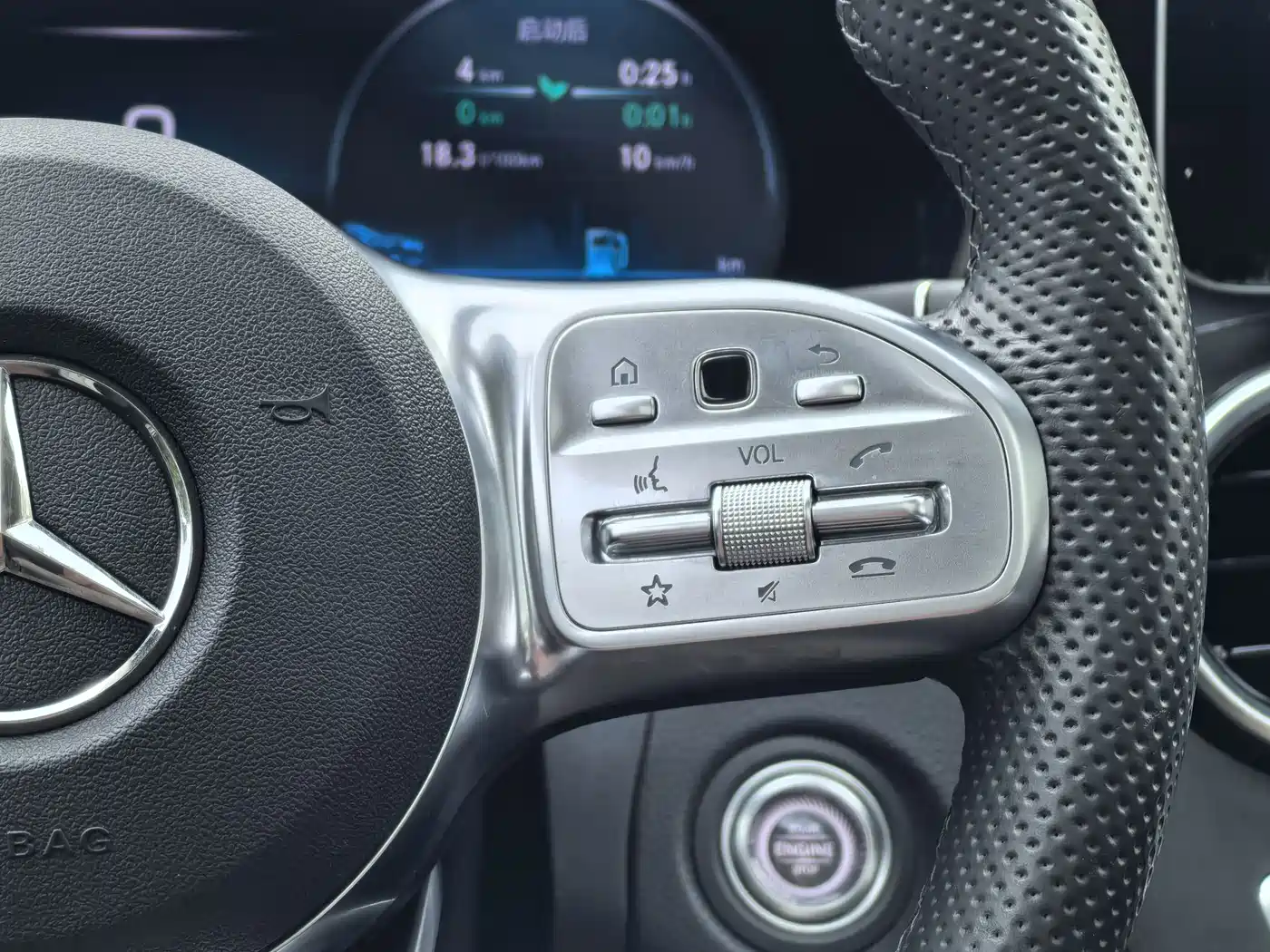 Mercedes-Benz C-Class 2021 C 260 L Sport Starry Exclusive Edition фото 16