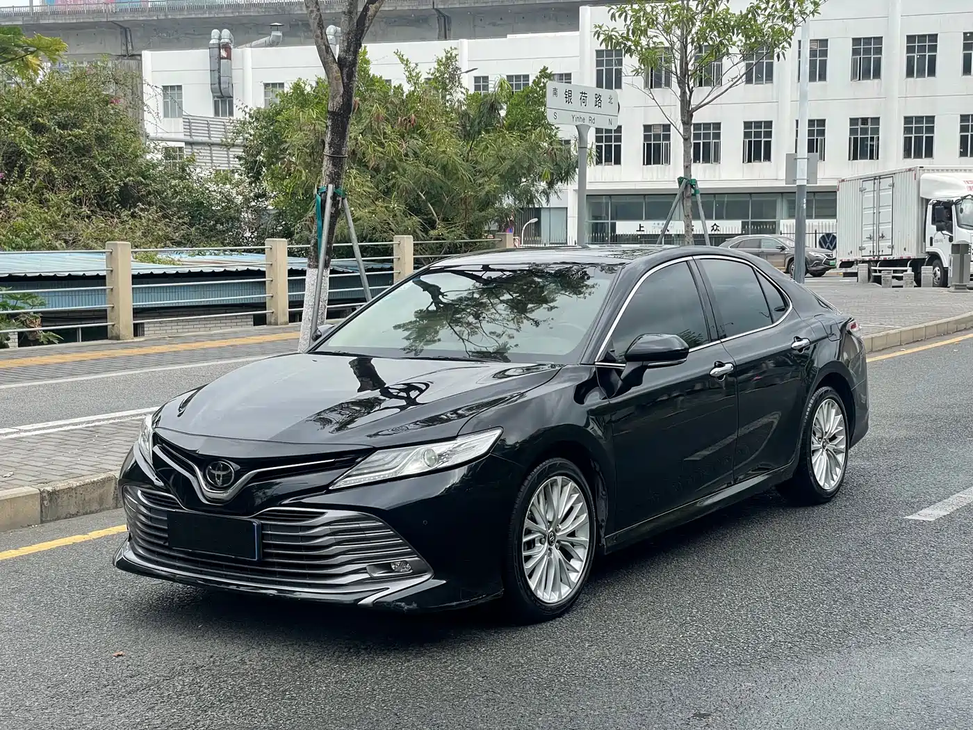 Toyota Camry 2018 2.5G Luxury Edition