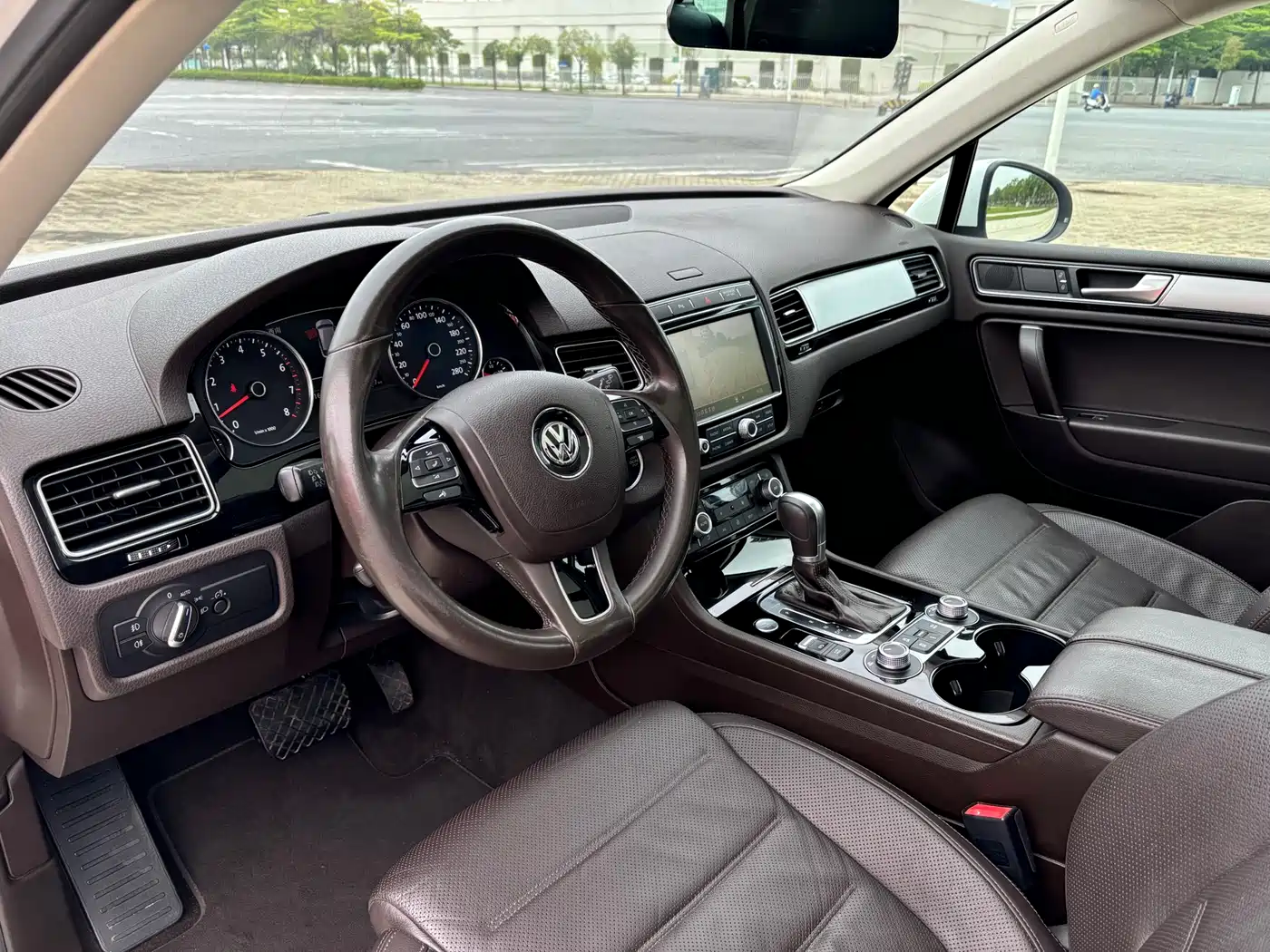 Volkswagen Touareg 2017 3.0TSI Explorer Edition фото 11
