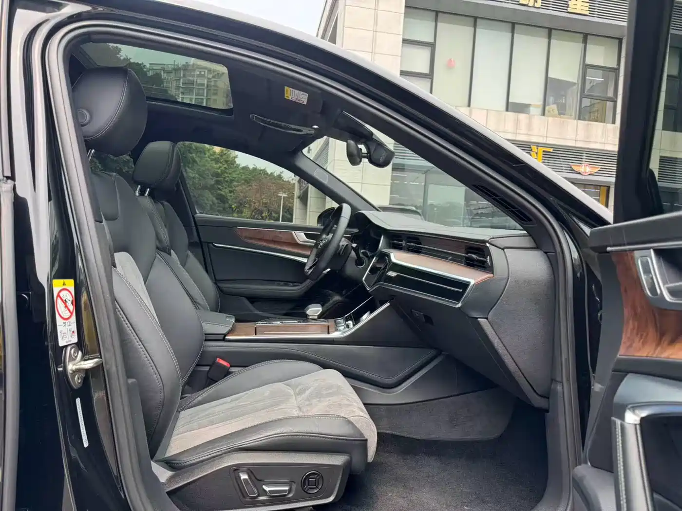 Audi A6L 2023 45 TFSI quattro Premium Dynamic фото 3