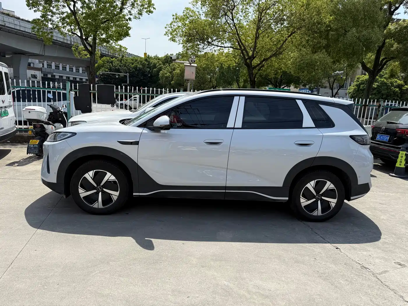 BYD Hai Shi 05 EV 2025 520KM Smart Navigation Edition фото 2