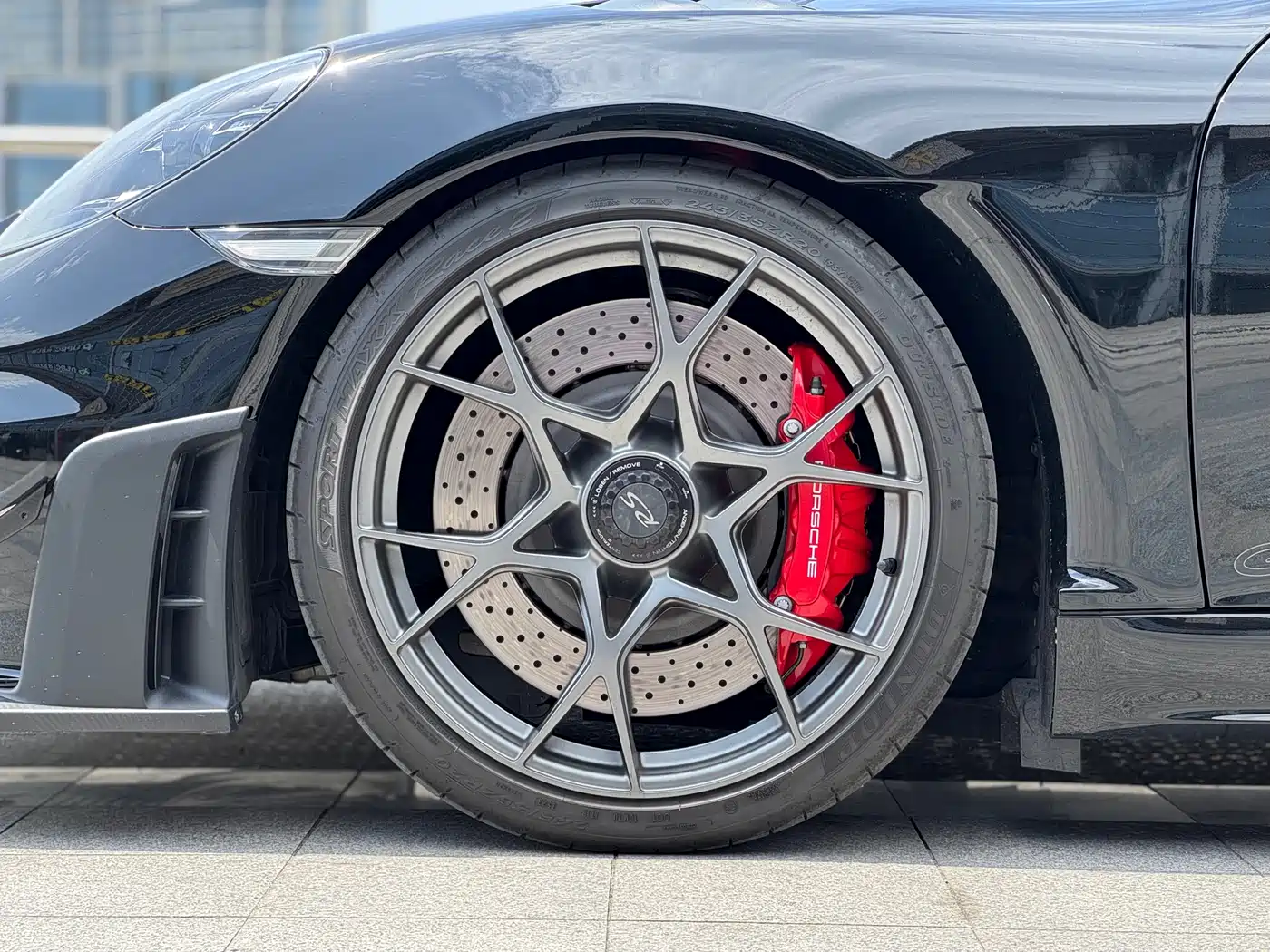 PORSCHE 718
