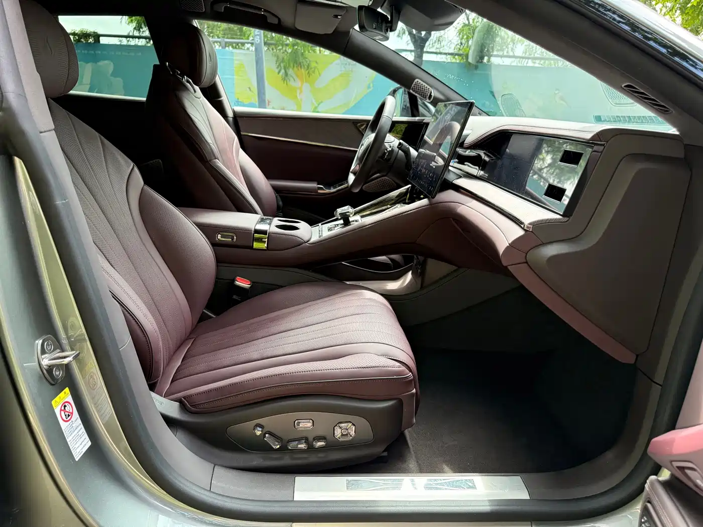 Denza Z9GT 2026 2024 Model 1100 AWD Pro Edition