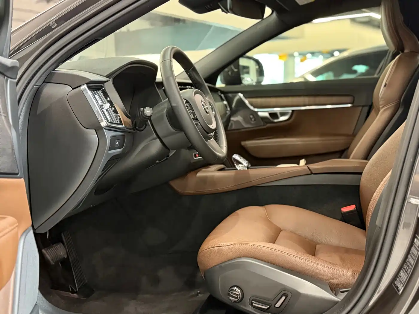 Volvo V90 2024 2024 Cross Country B5 AWD Wisdom Edition