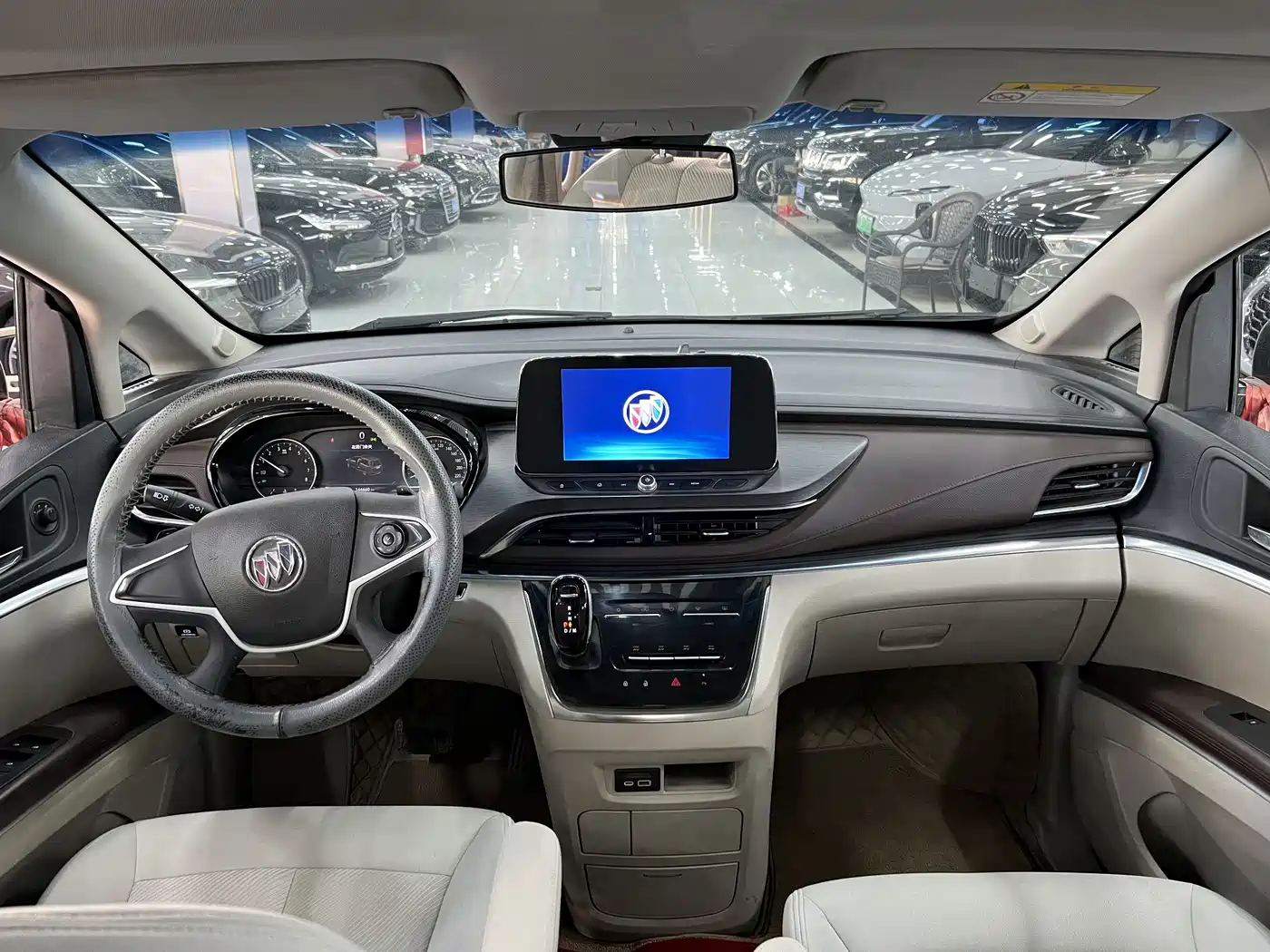 BUICK GL8