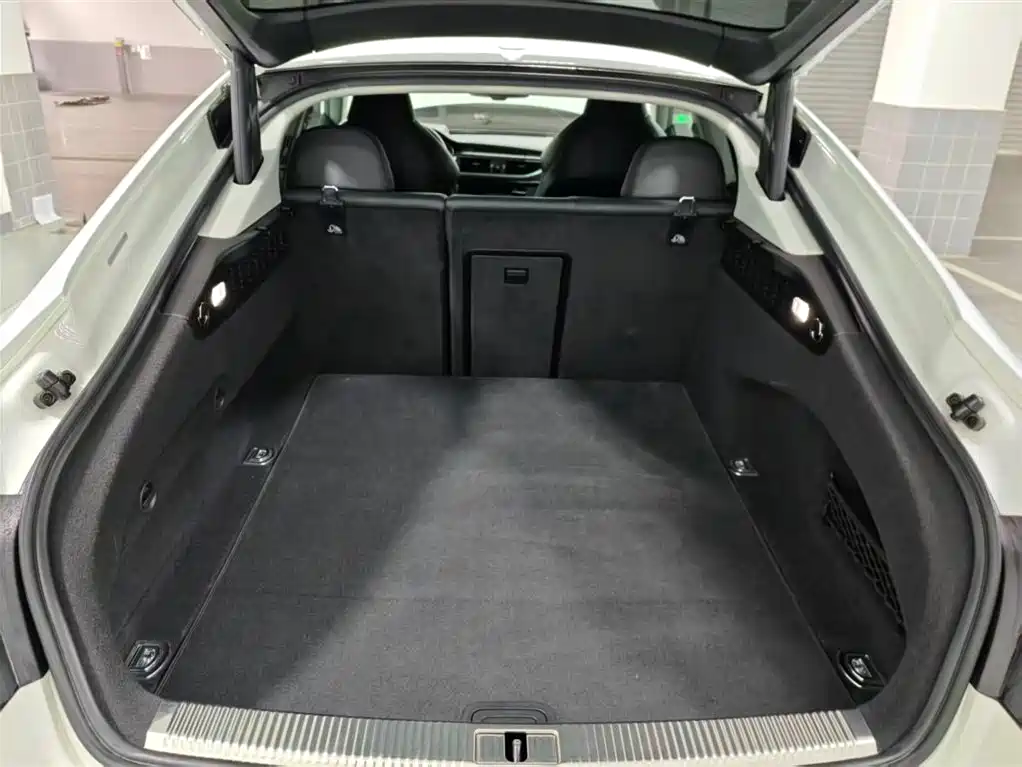 Audi S7 2016 4.0 TFSI quattro фото 17