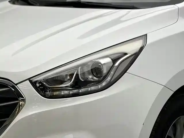 Hyundai Beijing Hyundai ix35 2015 2.0L Automatic 2WD Comfort China IV фото 11