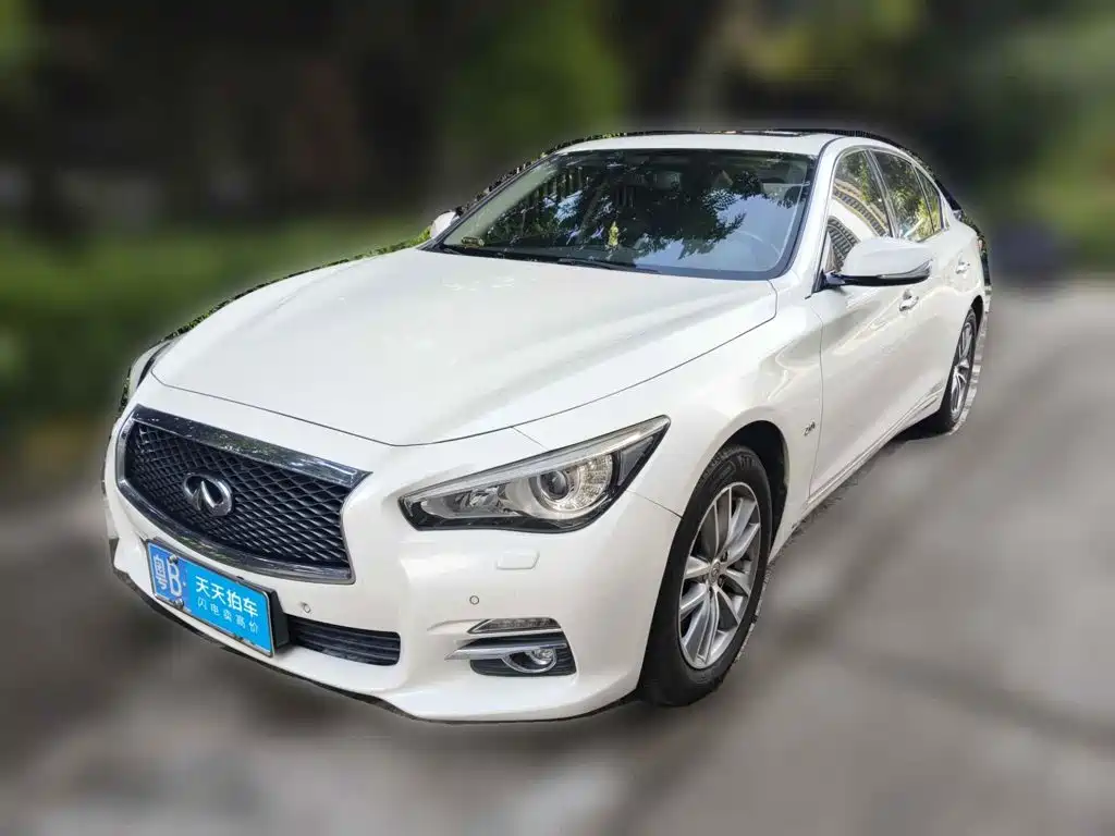 Infiniti Q50L