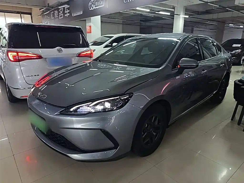 BYD Hai Bao 05 DM-i 2025 DM-i Smart Drive Edition 55KM Luxury фото 2
