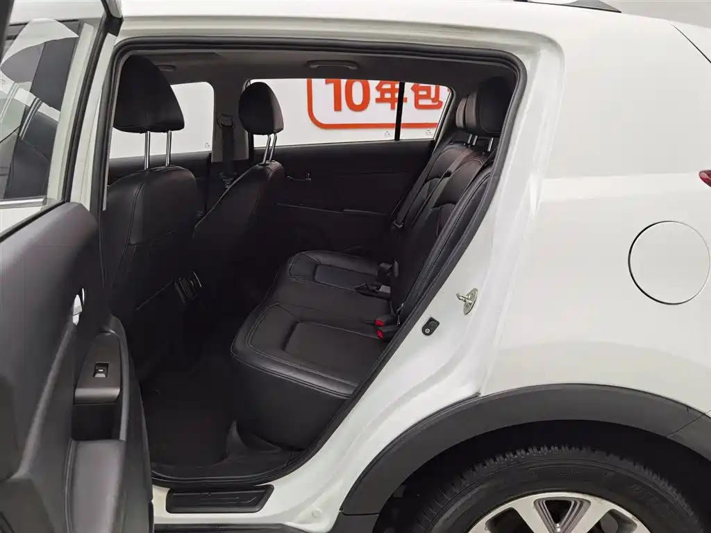 Kia Sportage 2015 2.0L Automatic 2WD GLS фото 15