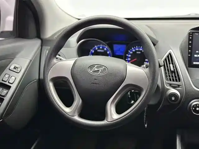 Hyundai Beijing Hyundai ix35 2015 2.0L Automatic 2WD Comfort China IV фото 15
