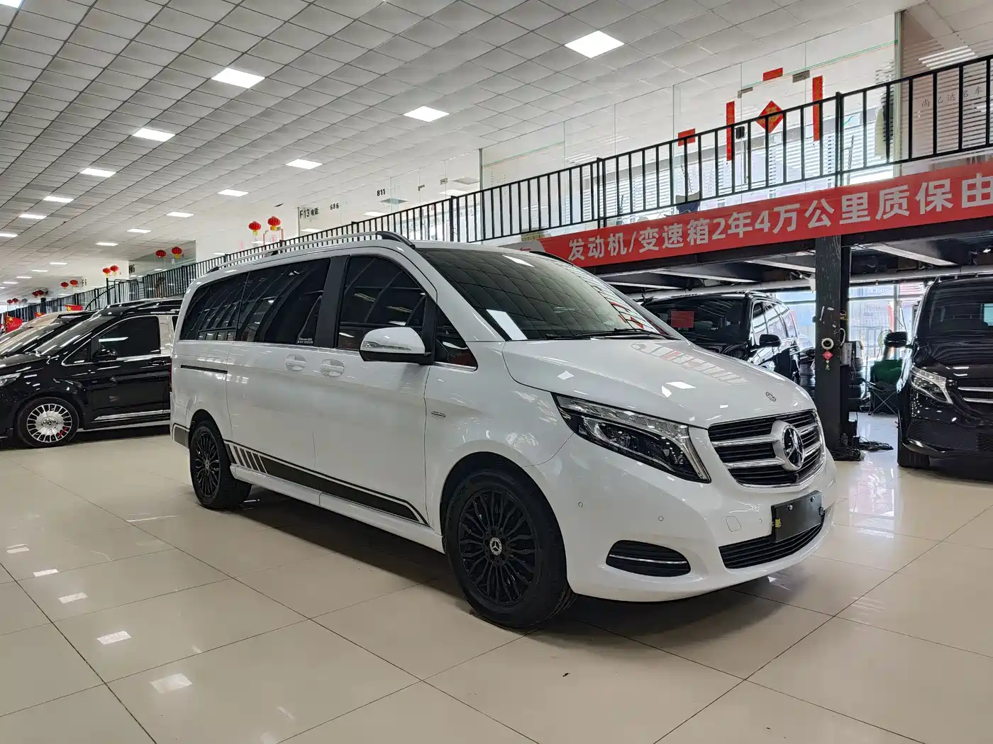 Mercedes-Benz V-Class 2018 V 260 Premium Edition China V фото 3