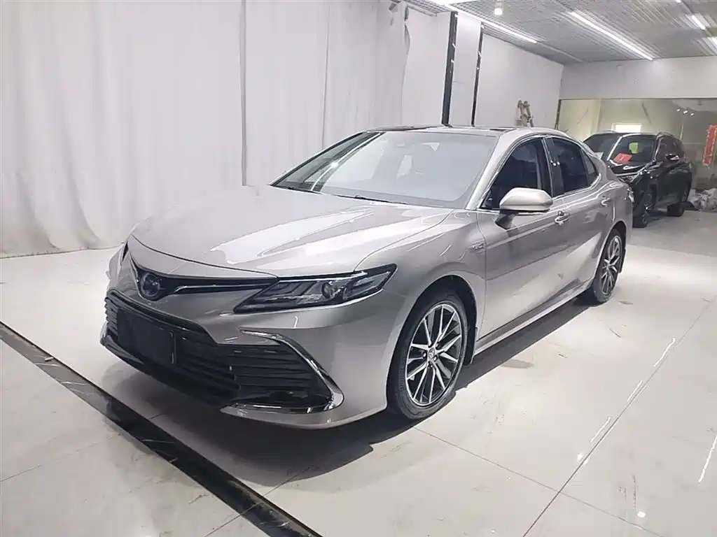Toyota Camry 2021 Hybrid 2.5HG Luxury Edition