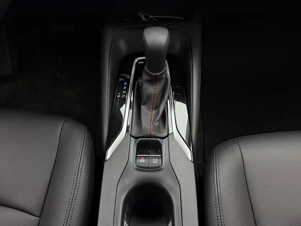 Toyota Corolla 2021 1.2T S-CVT Elite PLUS Edition фото 16