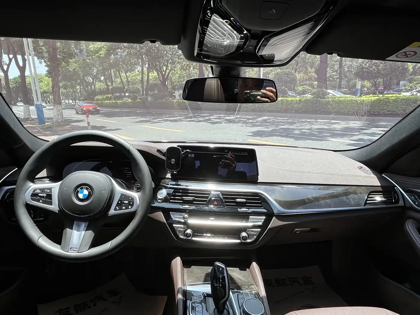 BMW 5 Series 2020 525Li M Sport Package фото 26