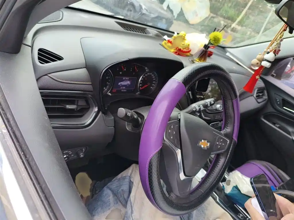 Chevrolet Equinox 2021 535T Yujie Edition фото 3