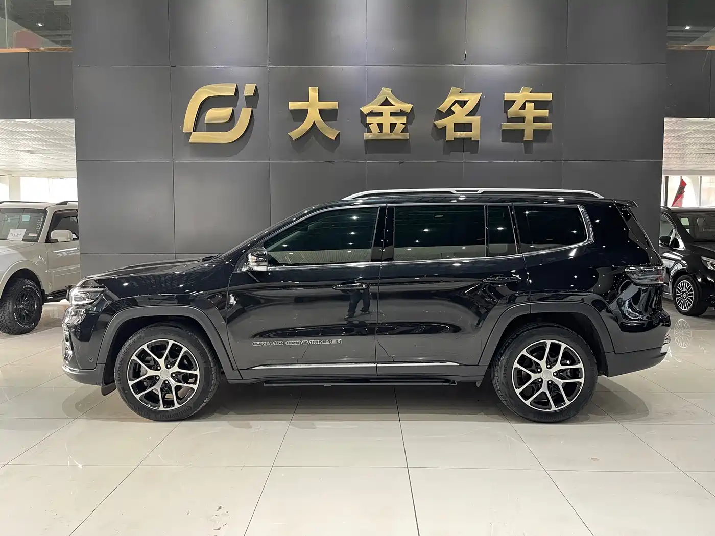 JEEP GRAND COMMANDER