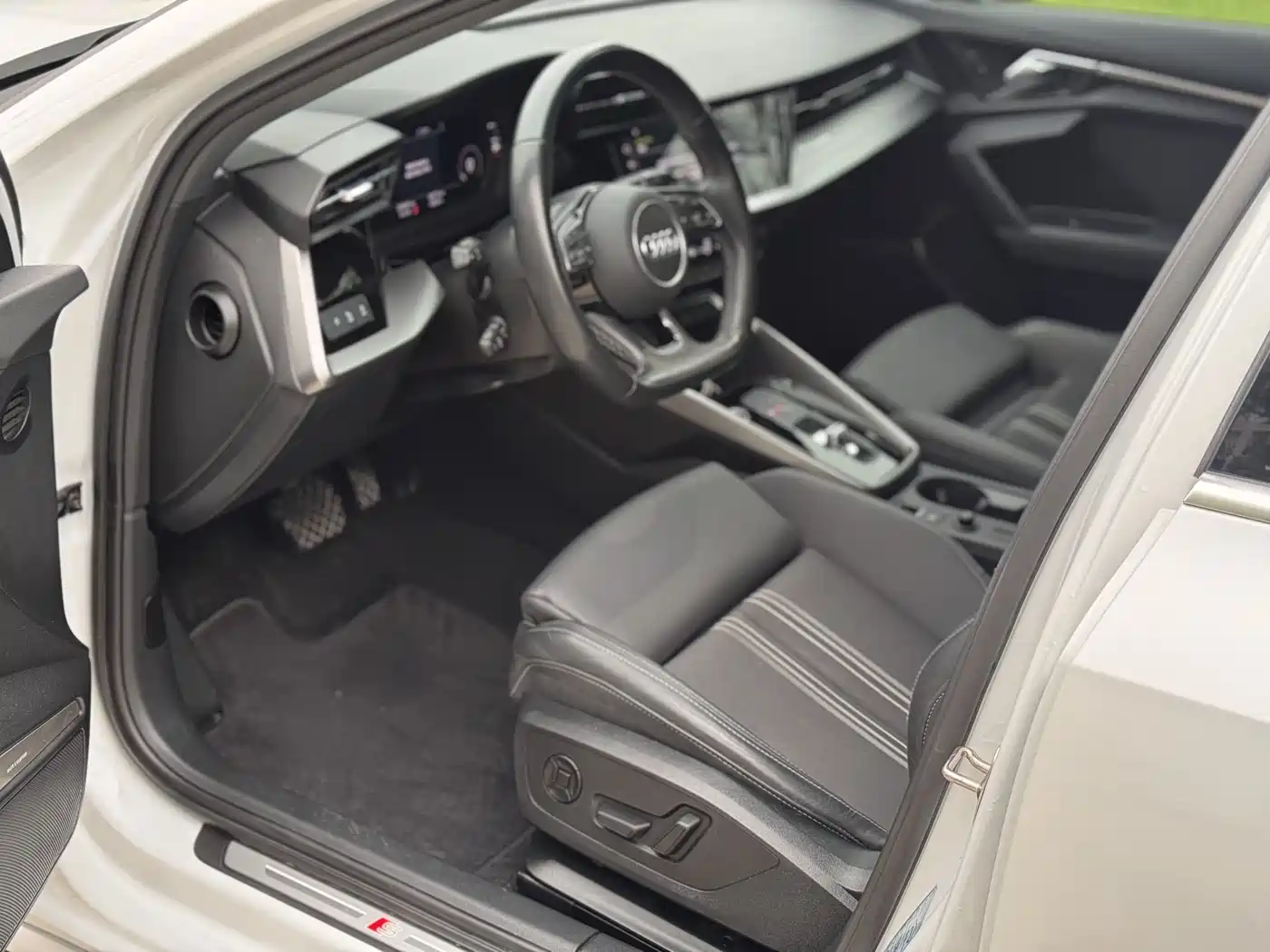 Audi A3 2023 A3L Limousine 35 TFSI Fashion Sport фото 4