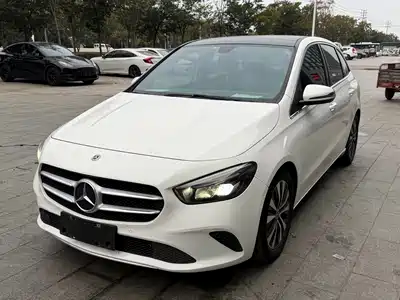 Mercedes-Benz B