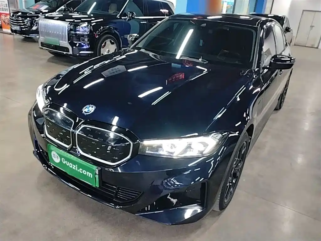 BMW i3 2024 eDrive 40 L Shadow Night Package