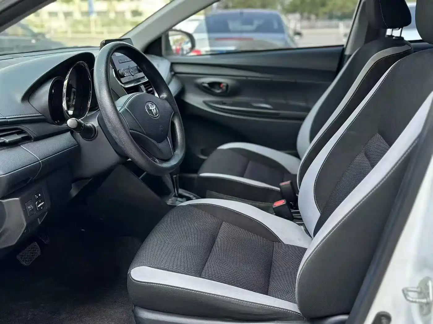 Toyota YARiS L Zhi Xuan 2020 1.5L CVT Leading Edition фото 5