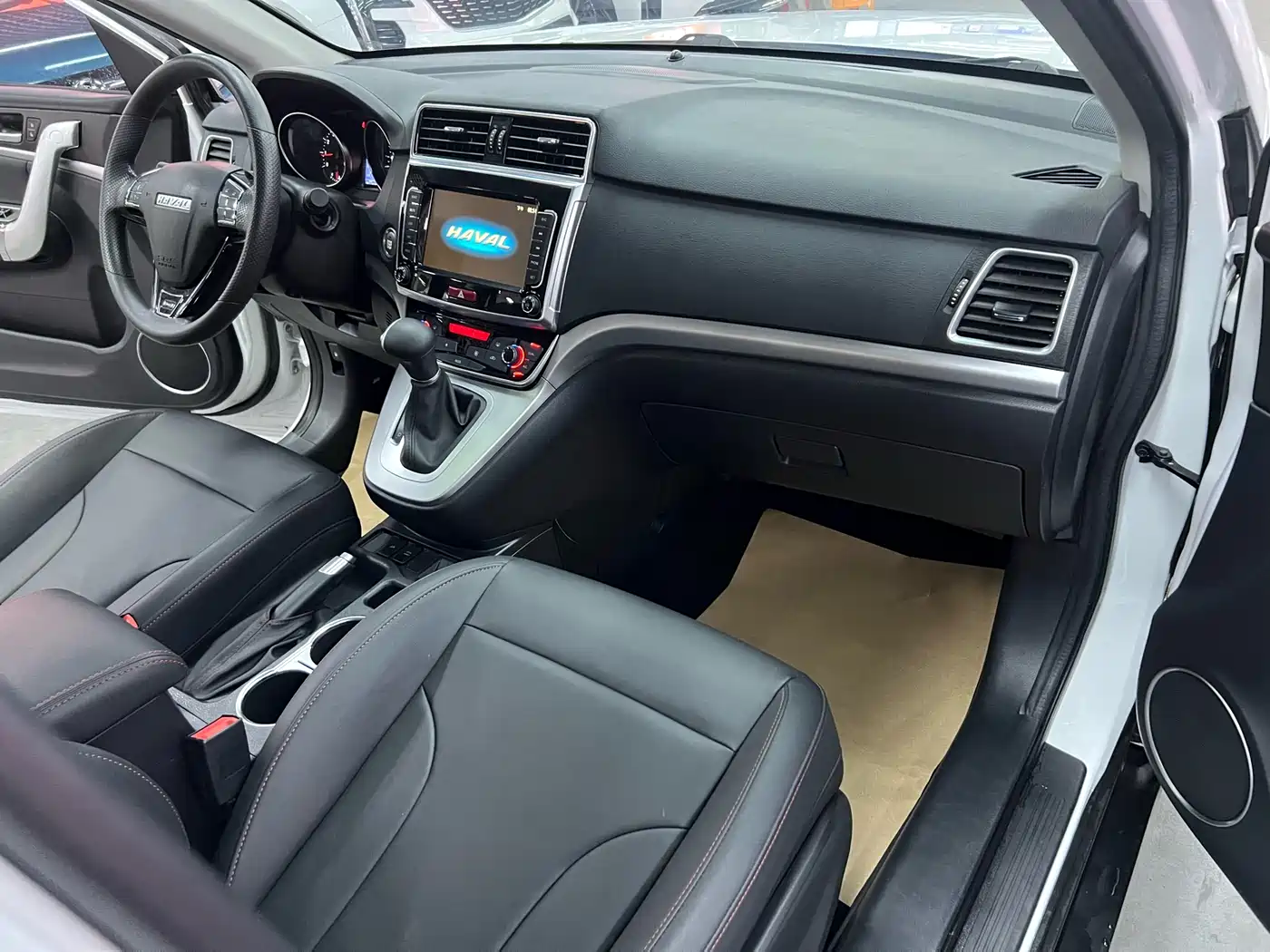 Haval M6 2019 1.5T DCT 2WD Value Edition (China VI) фото 9