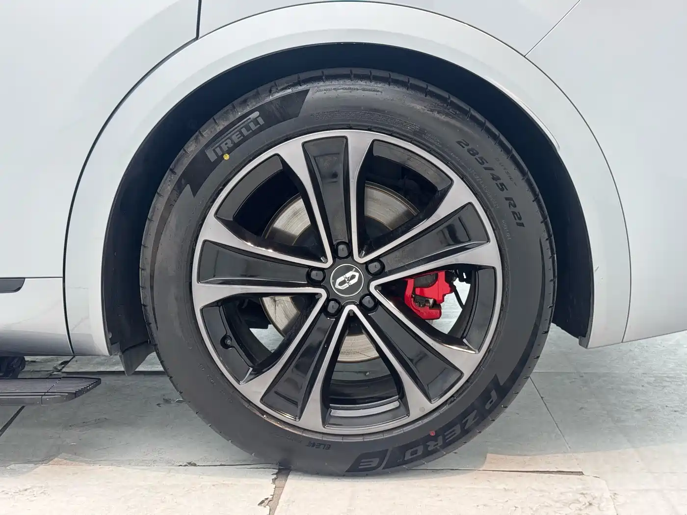 Aito AITO M8 2025 2025 Model Extended Range Ultra Edition 53.4kWh 5-Seater