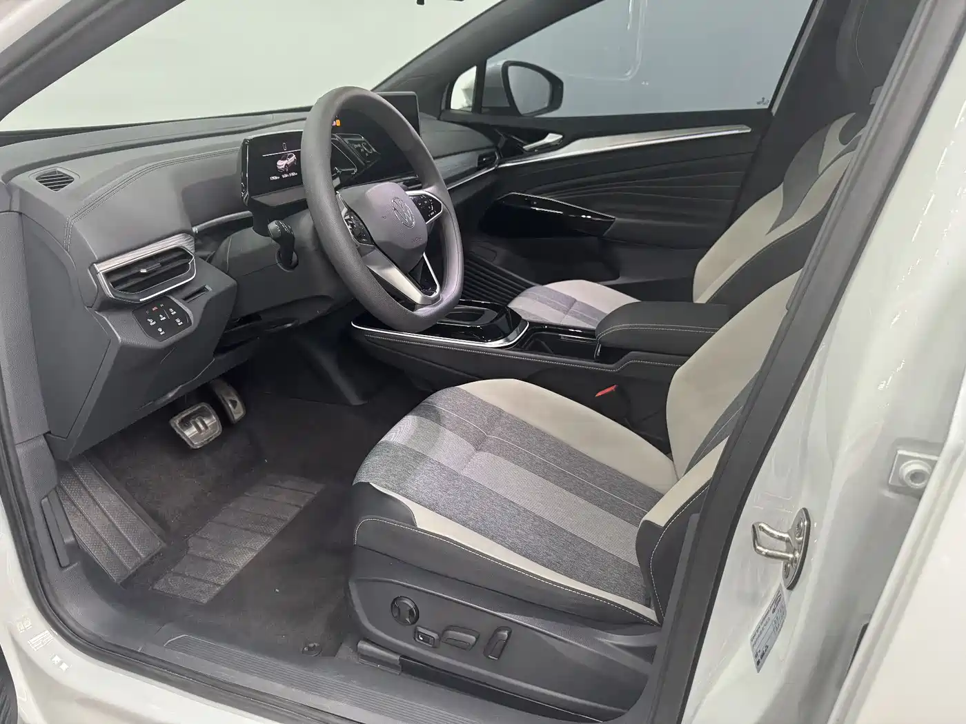 VOLKSWAGEN ID.4 CROZZ