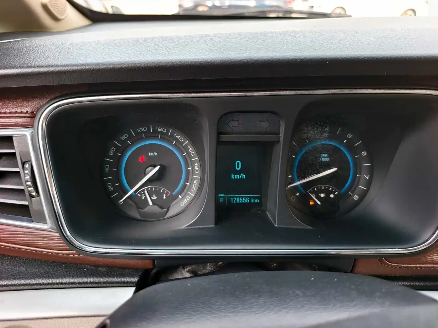 Buick GL8 2014 3.0L XT Luxury Business Flagship фото 6