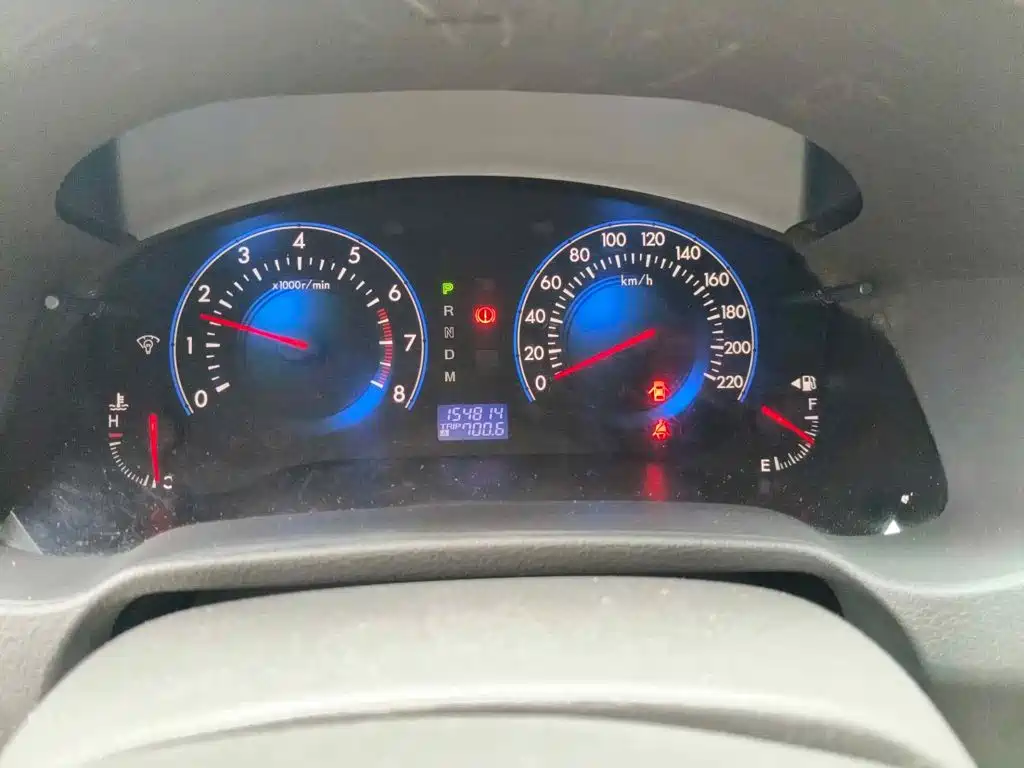 Mazda 8 2015 2013 2.5L Supreme Edition
