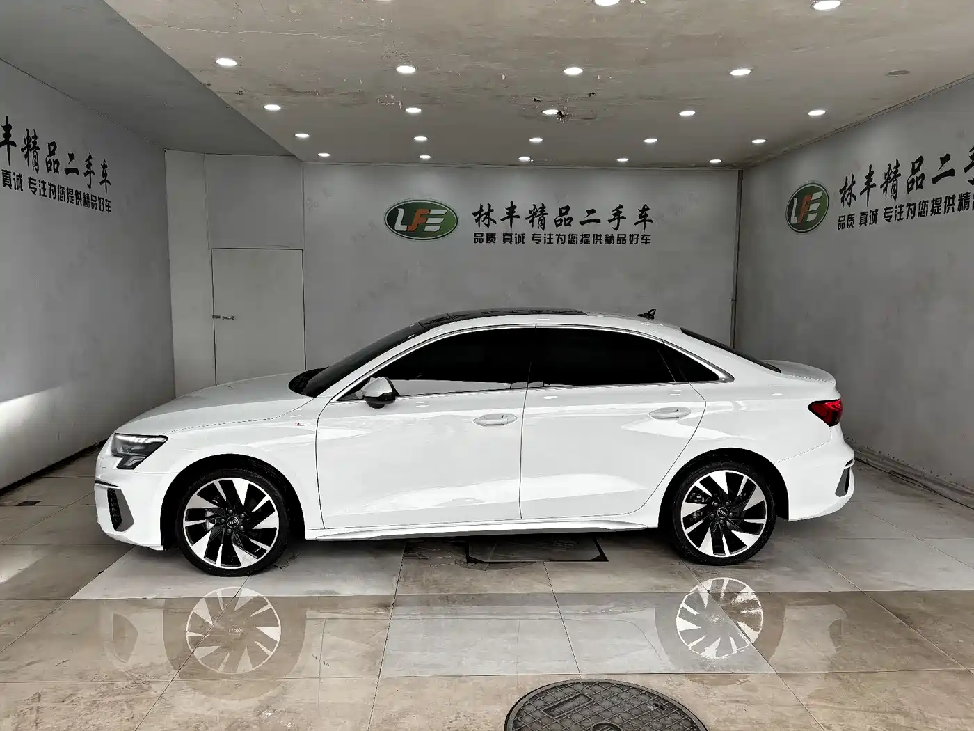 Audi A3 2024 Model A3L Limousine 35 TFSI Fashion Sport фото 4