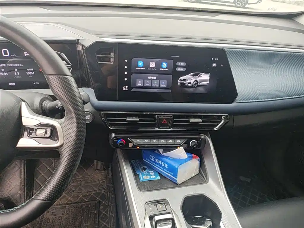 GAC Trumpchi Trumpchi GS3 2023 Shadow Speed 270T Power Enjoyment Edition фото 10