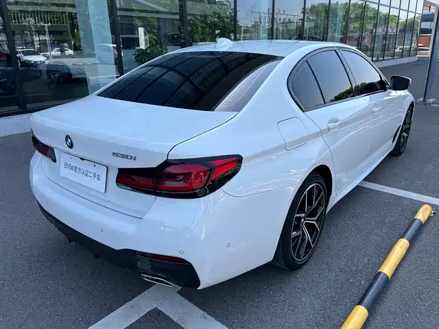 BMW 5 Series (Import) 2022 530i M Sport Package — фото 5