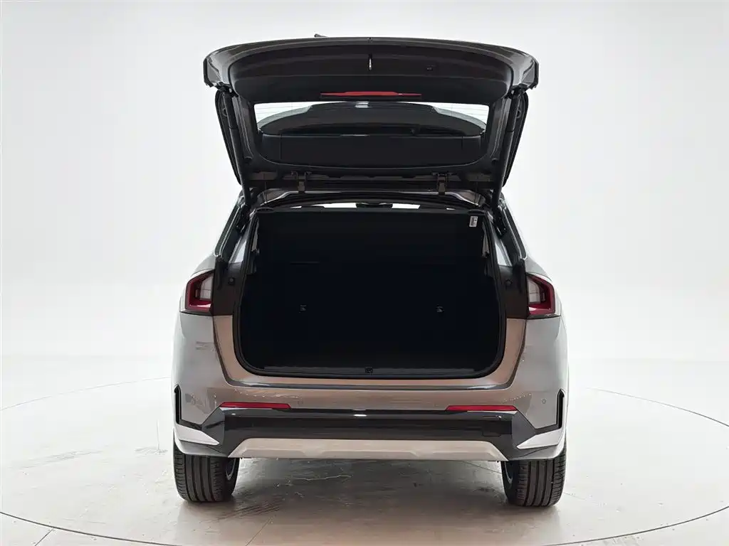 BMW X1 2023 sDrive20Li X Design Package фото 8