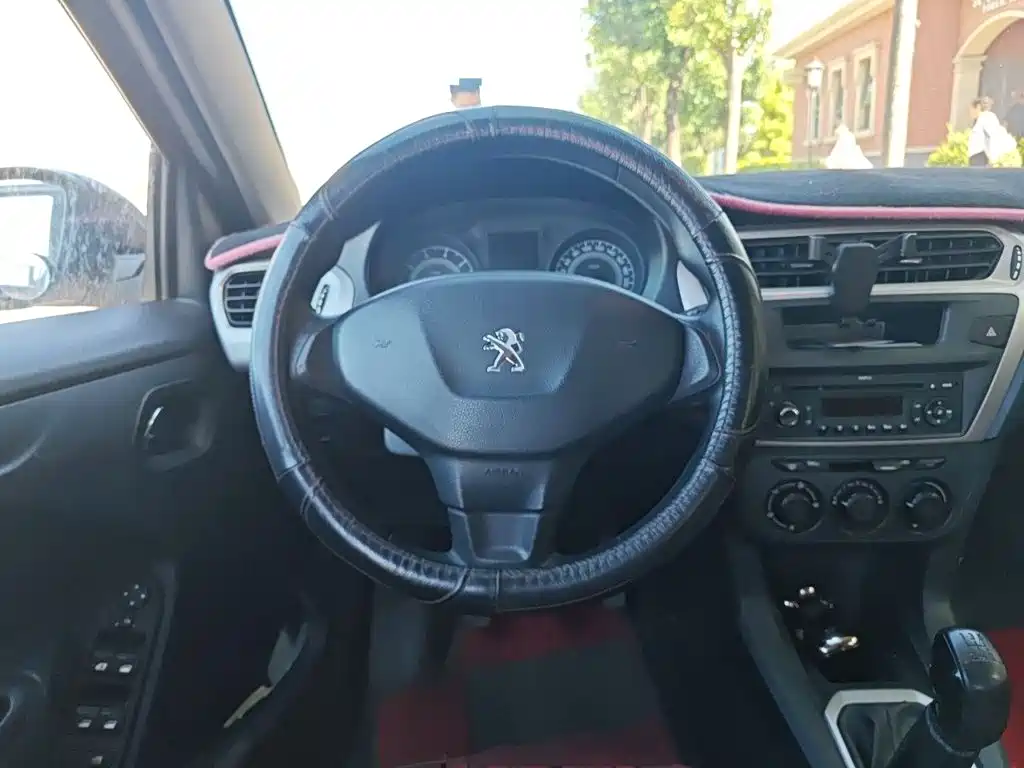 Peugeot 301 2014 2014 1.6L Manual Comfort Edition